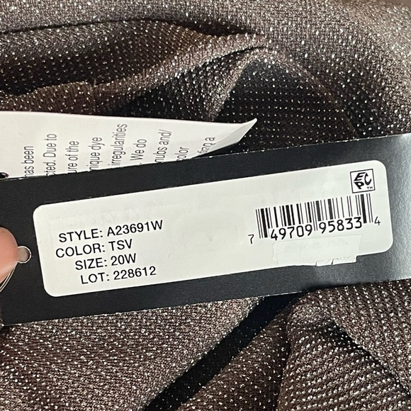 NWT Grey betsy Adam 
Long Sleeve Dress size 20W - Picture 13 of 15